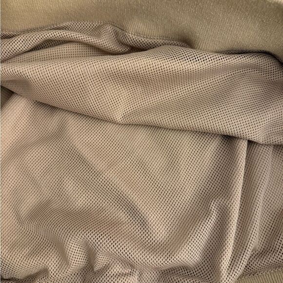 NWOT Polo Golf Ralph Lauren Tan Vest. Size Large. - Picture 8 of 9